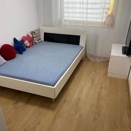 3 Zimmerwohnung Fur 4 Personen דירה